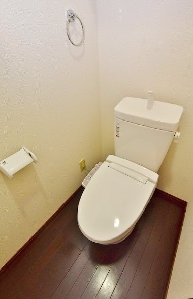 トイレ　★温水洗浄便座★