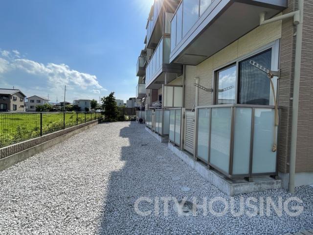 バルコニー　※同タイプ部屋の写真です。