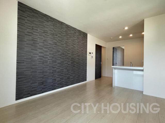 居室・リビング　※同タイプ部屋の写真です。