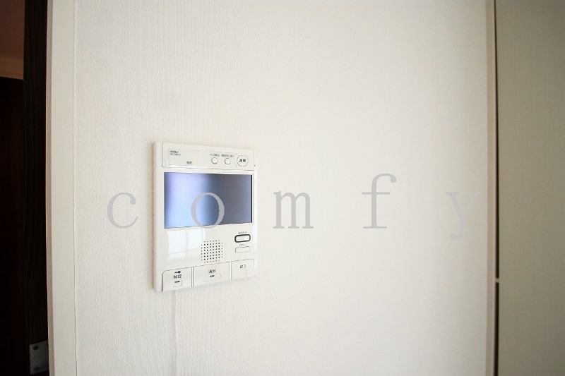 セキュリティ　モニター付きインターホン