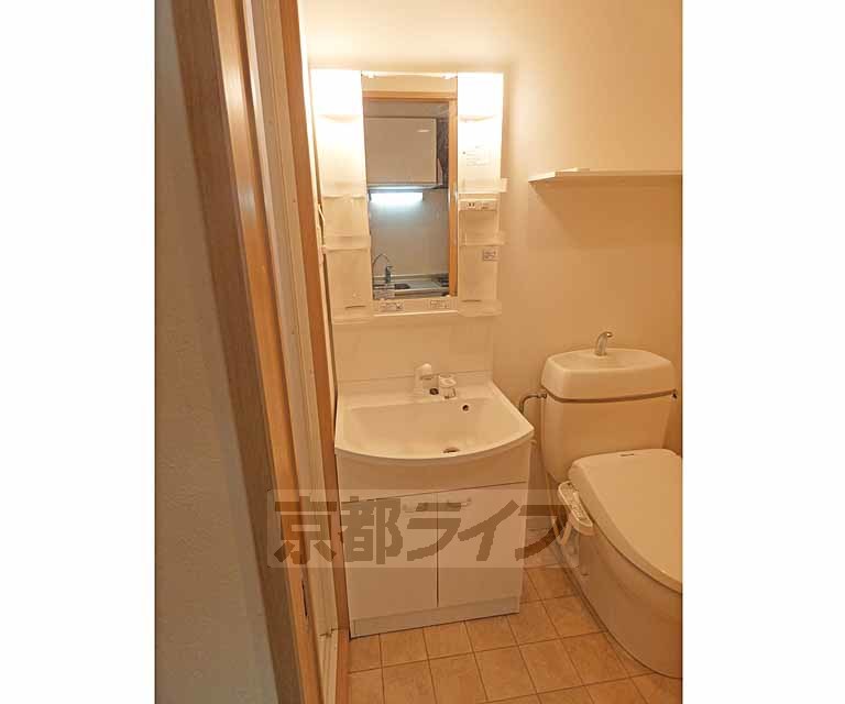 洗面設備　洗面台です。