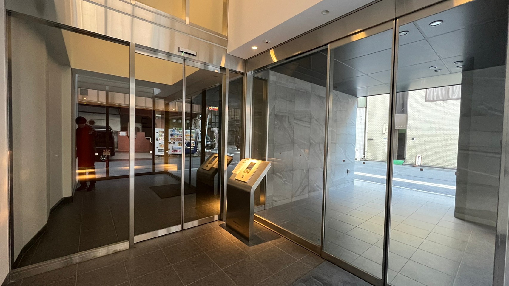 ロビー　ロビー