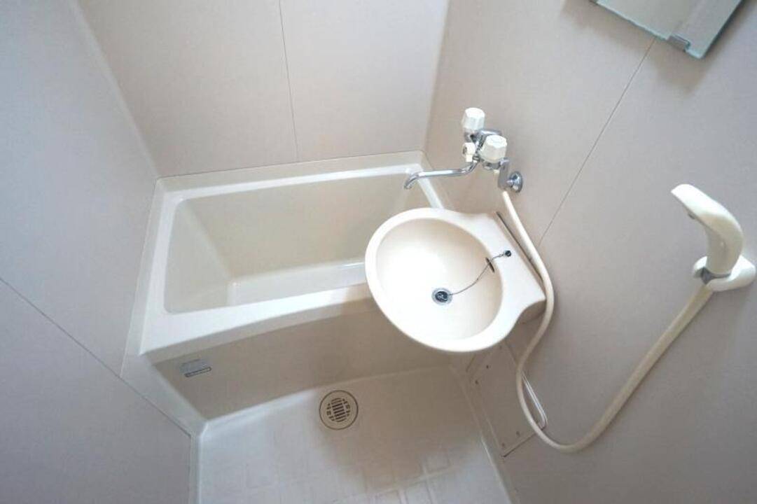 バス・シャワールーム　浴室