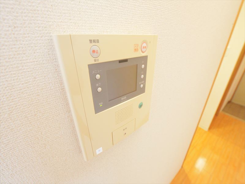 セキュリティ　モニター付きインターホン
