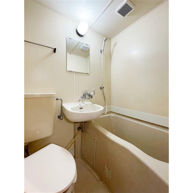 バス・シャワールーム　同物件別部屋