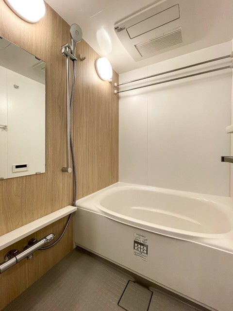 バス・シャワールーム　※写真は同タイプ住戸です。