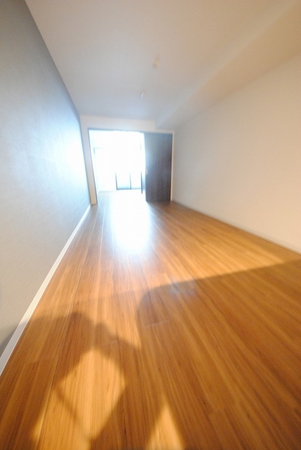 居室・リビング　写真は１０４号室