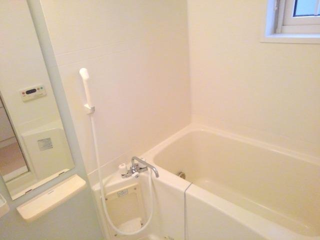 バス・シャワールーム　きれいなお風呂です