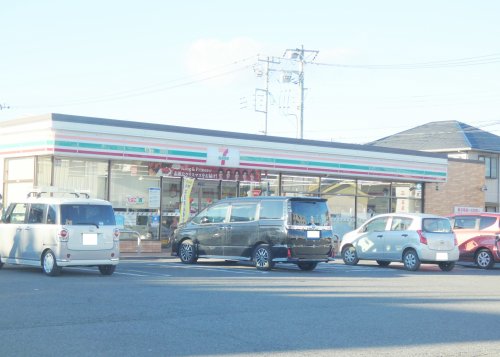 コンビニ　セブンイレブン 小山花垣店（コンビニ）まで770m