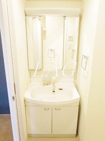 洗面設備　独立洗面台です。