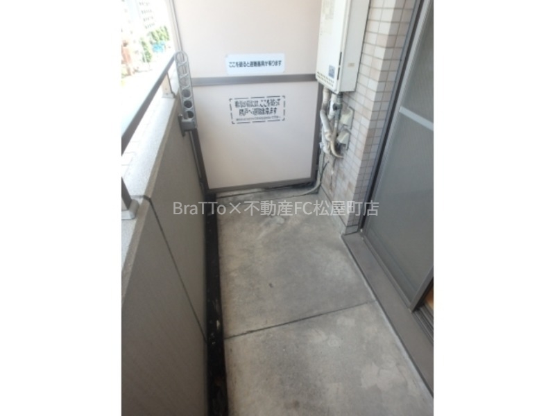 バルコニー　バルコニー