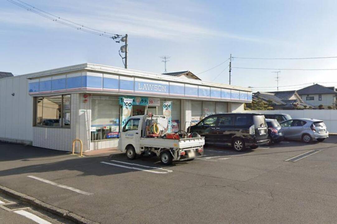 コンビニ　ローソン松山針田町店（コンビニ）まで421m
