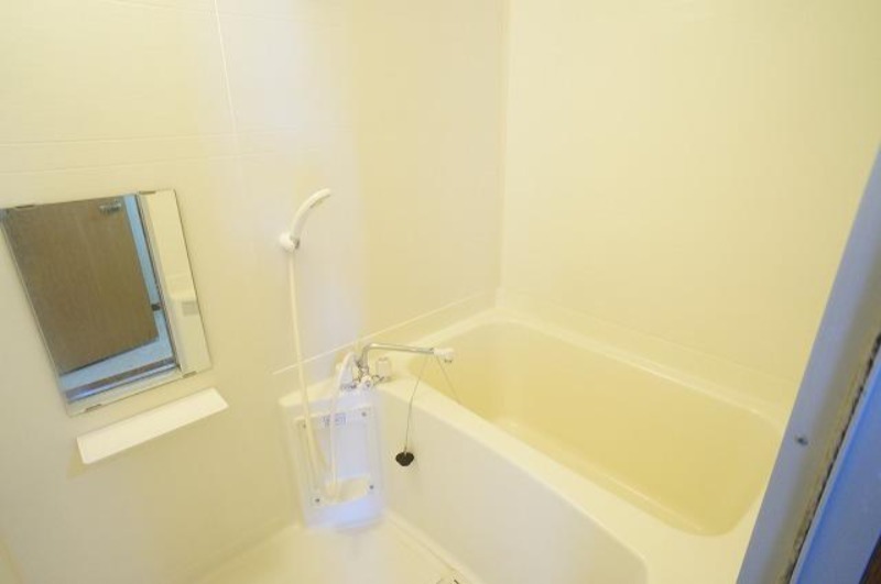 バス・シャワールーム　図面と現状に相違がある場合には現状を優先