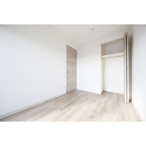 居室・リビング　室内