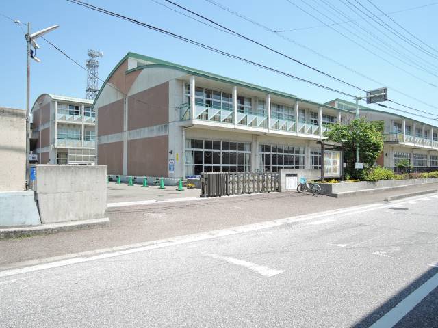 小学校　高知市立江陽小学校（小学校）まで606m