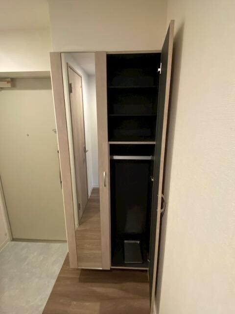 玄関　収納もある玄関です