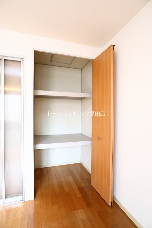 収納　202号室写真