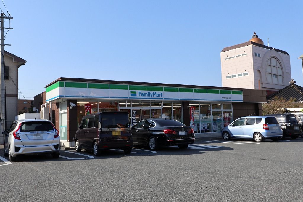 コンビニ　ファミリーマート 筑紫野原田七丁目店（コンビニ）まで305m