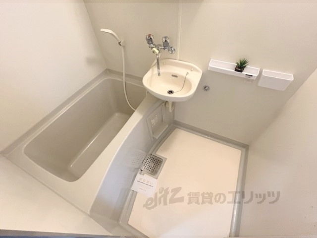 バス・シャワールーム　バス