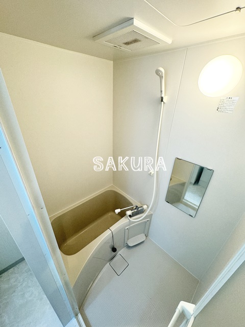 バス・シャワールーム　日々の疲れを癒すお風呂です♪