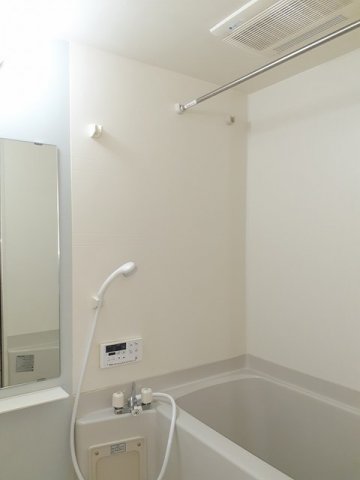 バス・シャワールーム　お風呂です