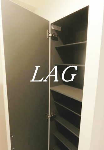 玄関　玄関です。