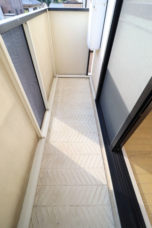 バルコニー　図面と現状に相違がある場合には現状を優先