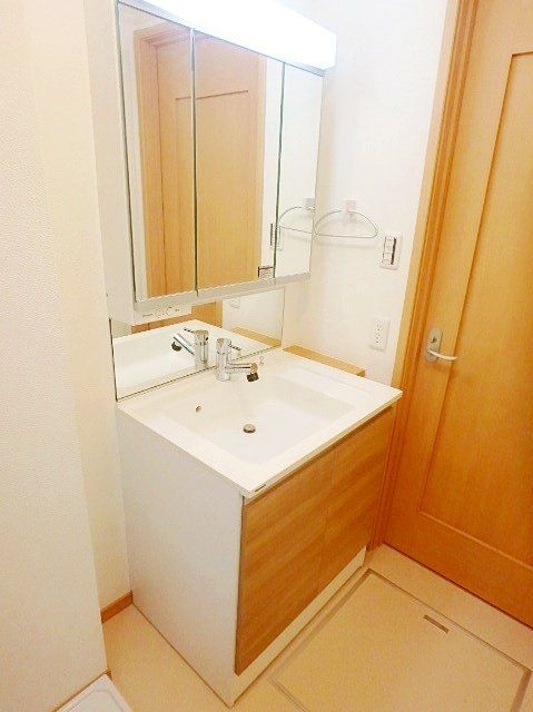 洗面設備　独立洗面台