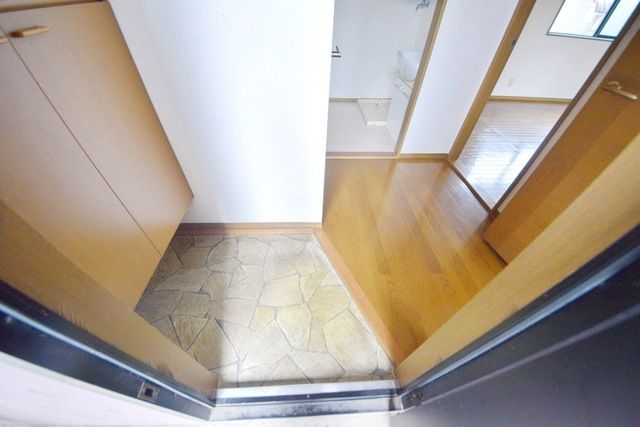 玄関　★お問い合わせはタウンハウジング★