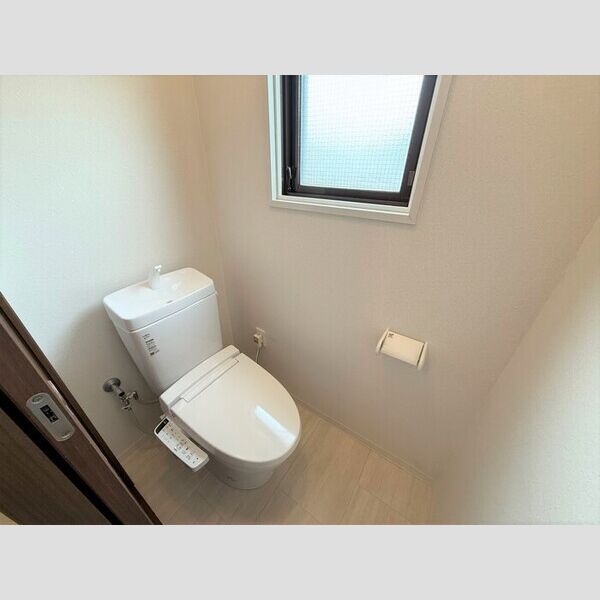 トイレ　温水洗浄暖房便座