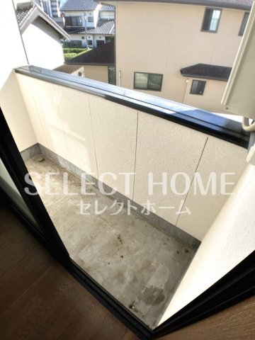 バルコニー　お洗濯にも便利なバルコニー付き