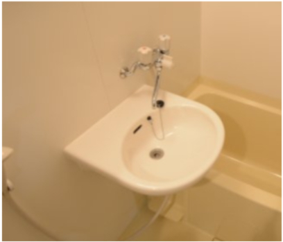 洗面設備　浴室内に洗面台がついてます！