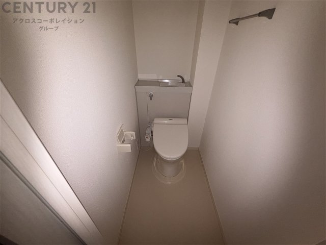 トイレ　温水洗浄便座機能付き♪