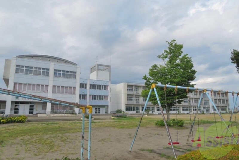 小学校　仙台市立柳生小学校（小学校）まで552m