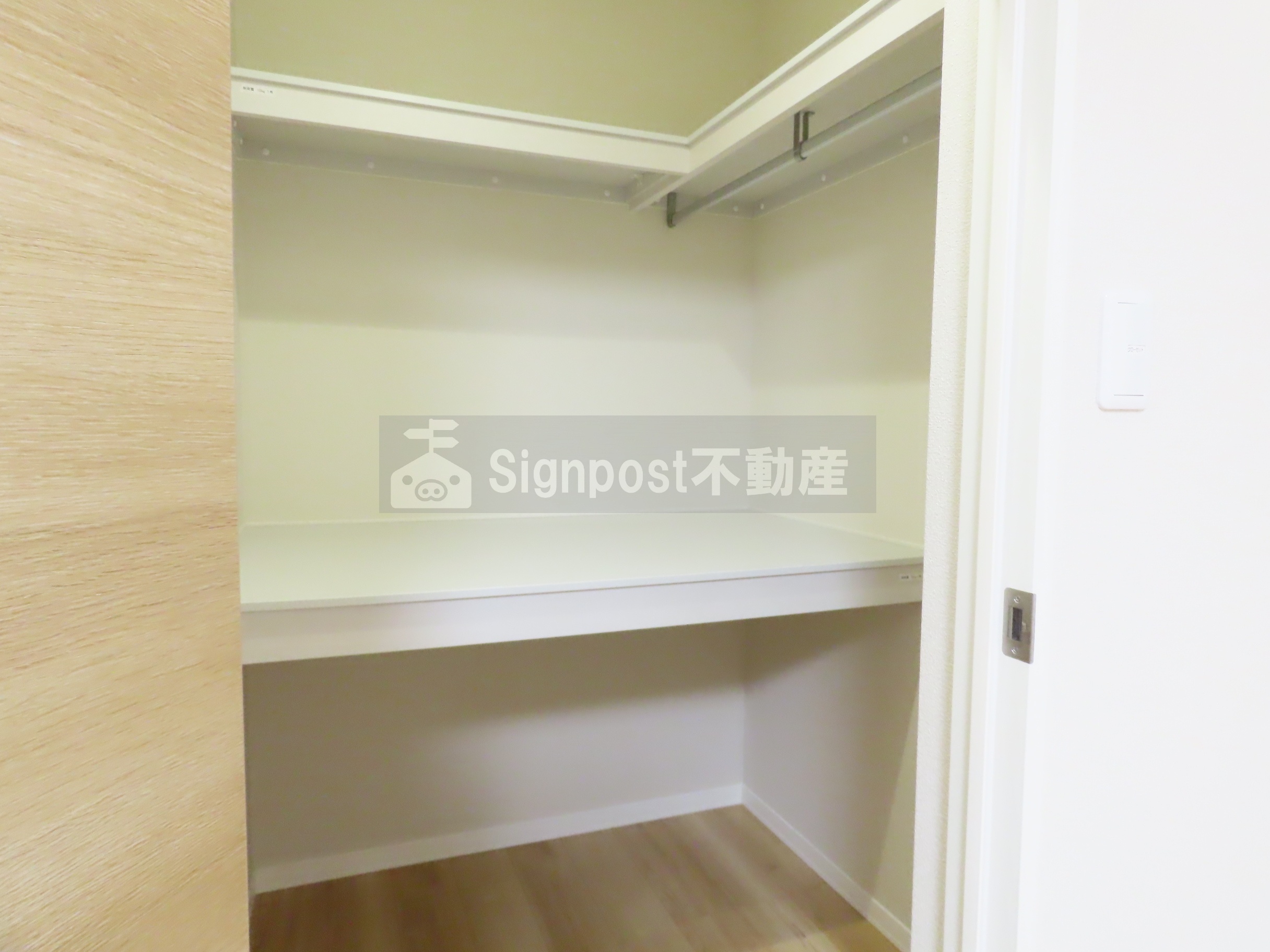 収納　ウォークインクローゼット