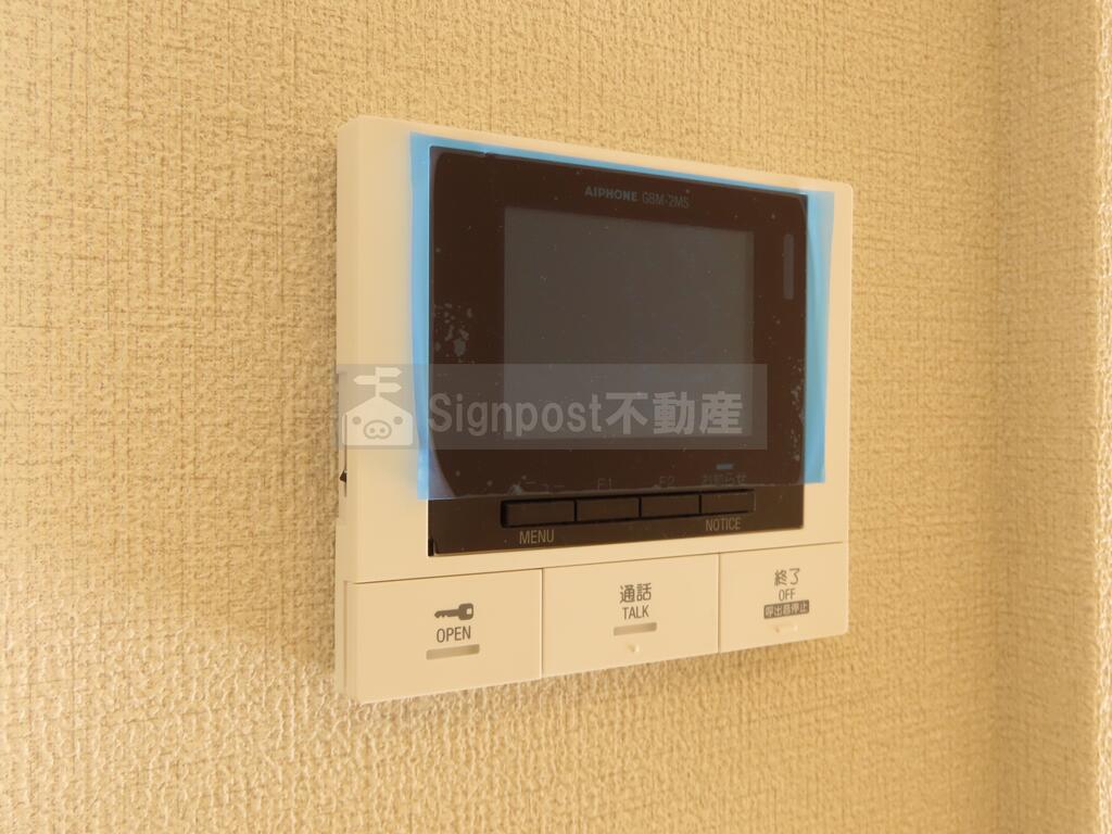 セキュリティ　モニター付きインターホン