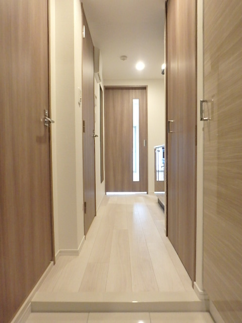 玄関　人感センサー付玄関照明