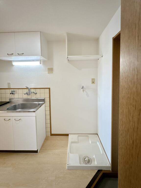 洗面設備　室内洗濯機置き場有！