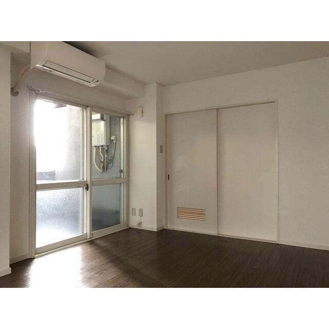 居室・リビング　?