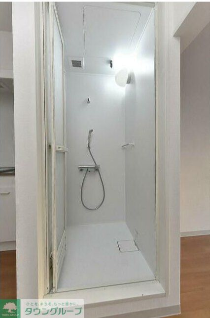 バス・シャワールーム　洗面