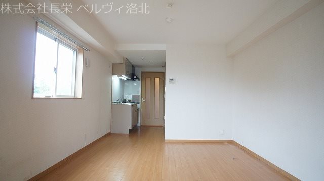 居室・リビング　※同建物・別号室の写真です★