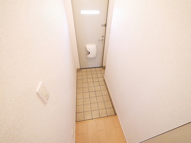 玄関　シンプルで使いやすい玄関です