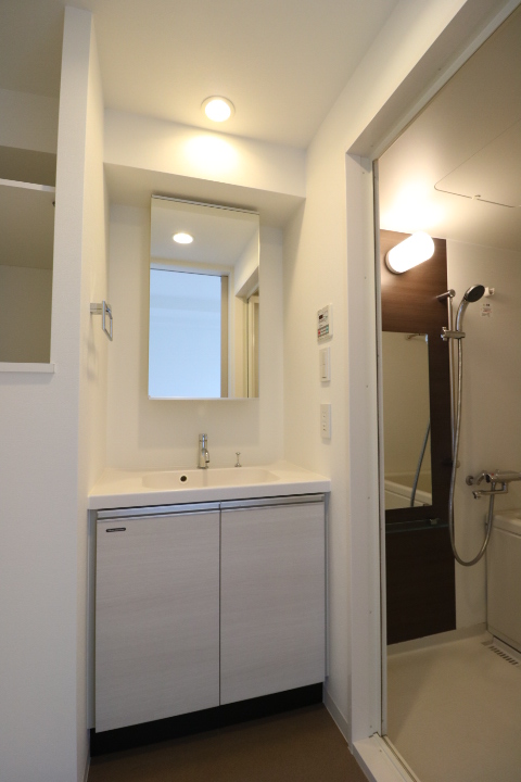 洗面設備　朝の身支度も！