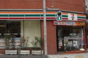 コンビニ　セブンイレブン九段南大妻通り店（コンビニ）まで155m