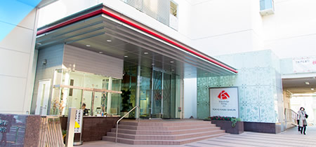 大学・短大　私立東京家政学院大学千代田三番町キャンパス（大学・短大）まで310m