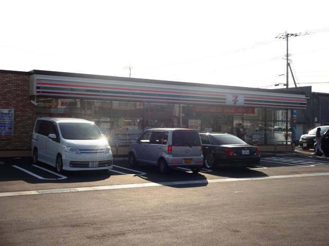 コンビニ　セブン‐イレブン 大村協和町店（コンビニ）まで752m