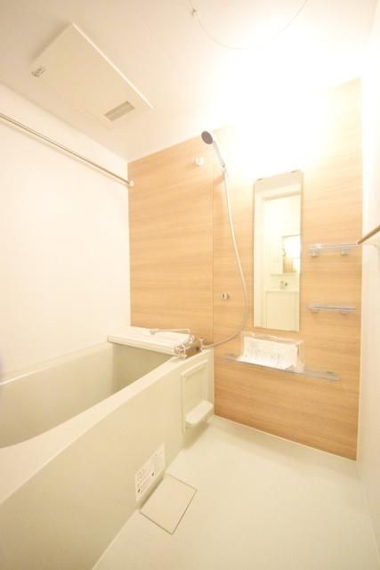 バス・シャワールーム　★★疲れが取れる追い炊き機能つき★★