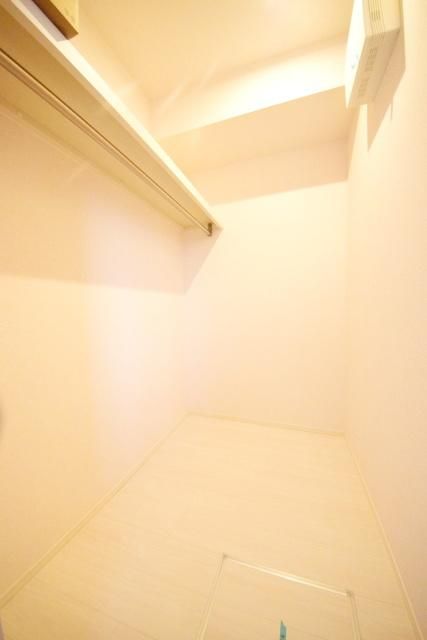 その他設備　★★収納広くお部屋すっきり★★