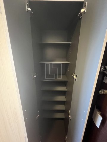 収納　プレジオ難波EURO（プレジオ難波ユーロ）　シューズボックス