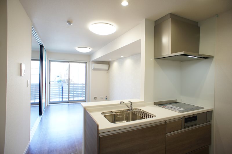 キッチン　お手入れがラクチンなIHコンロで料理の時間をもっと楽しく。